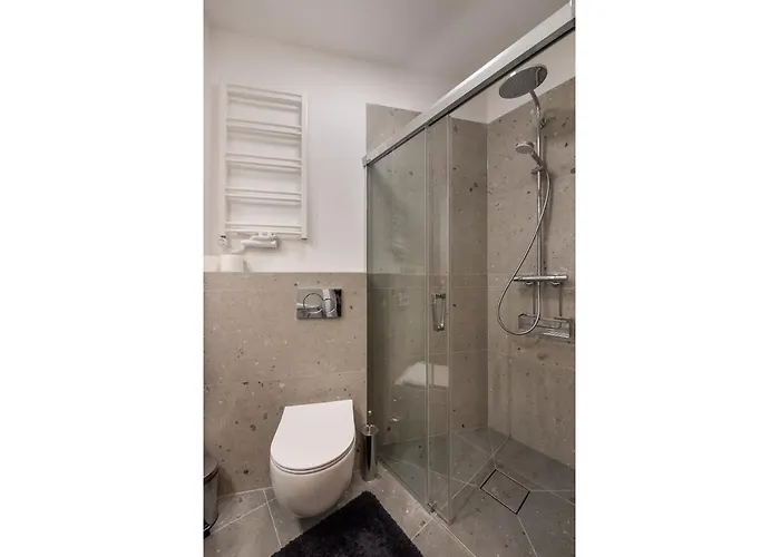 Aleja Solidarnosci Modern Apartamento