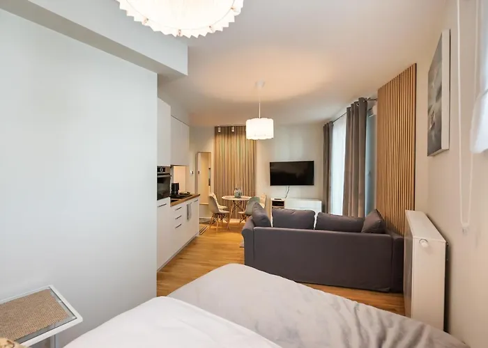 Aleja Solidarnosci Modern Apartamento