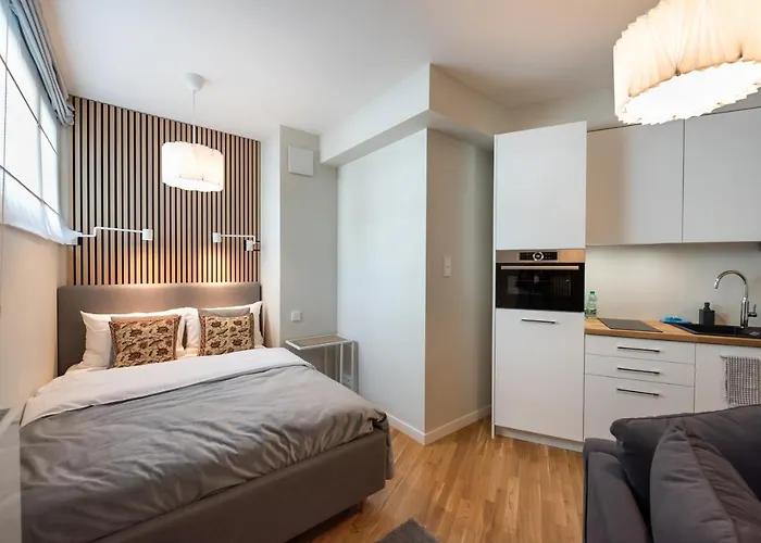 Aleja Solidarnosci Modern Varsóvia