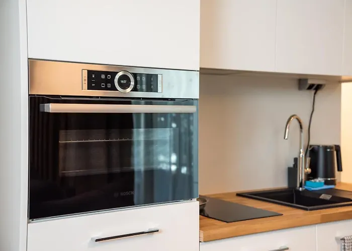 Aleja Solidarnosci Modern Varsóvia